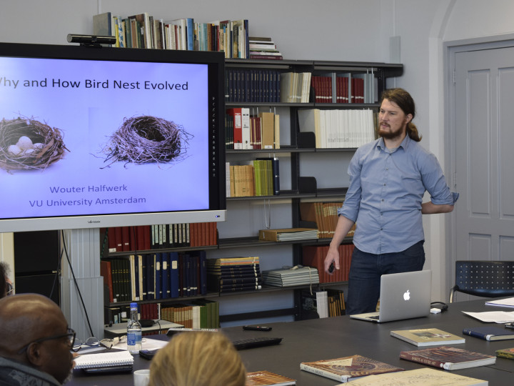 Design Beyond the West: Interwoven Futures - Research Center for Material Culture