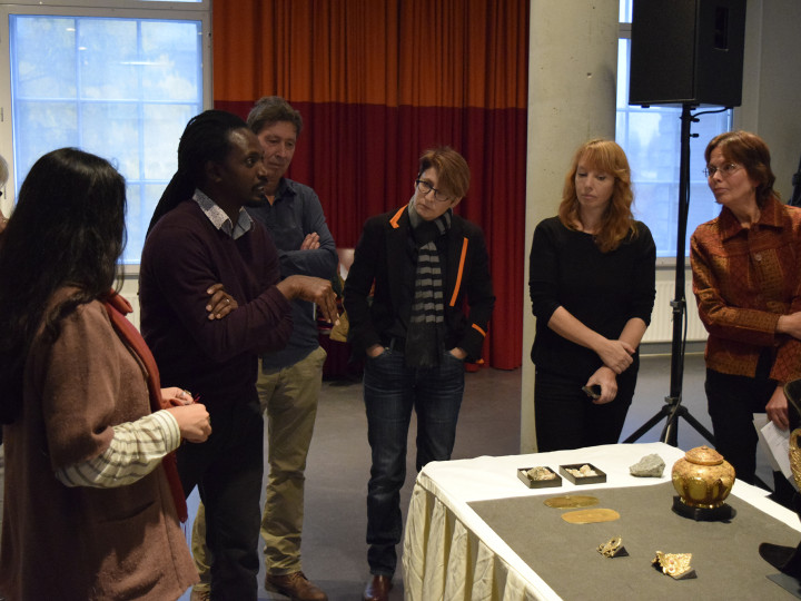 Global Earth Matters - Gold - Research Center for Material Culture