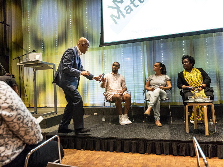 Words Matter - Research Center for Material Culture